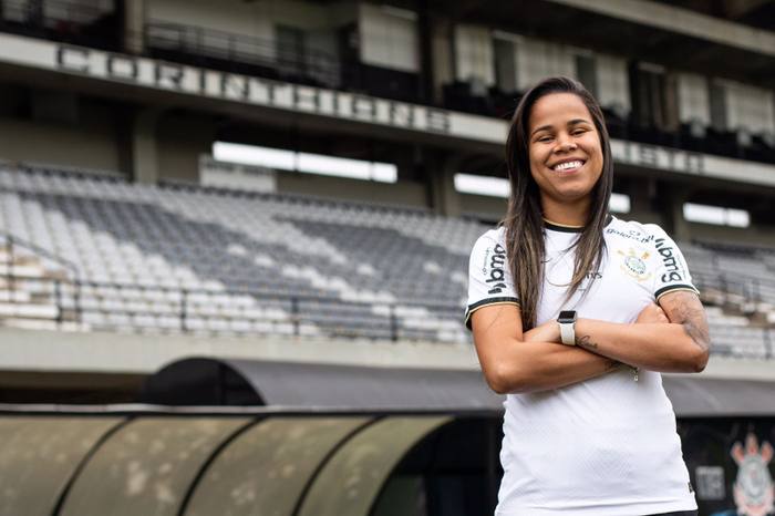 Vic Albuquerque faz golaço e se isola na artilharia histórica do Corinthians