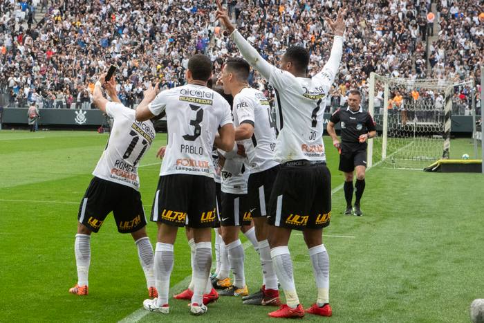 Selfie: Ángel Romero prometeu e cumpriu