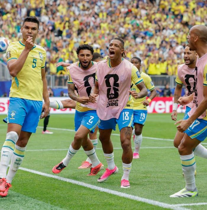 Casemiro é o segundo jogador mais velho a marcar gol pelo Brasil em Copas do Mundo