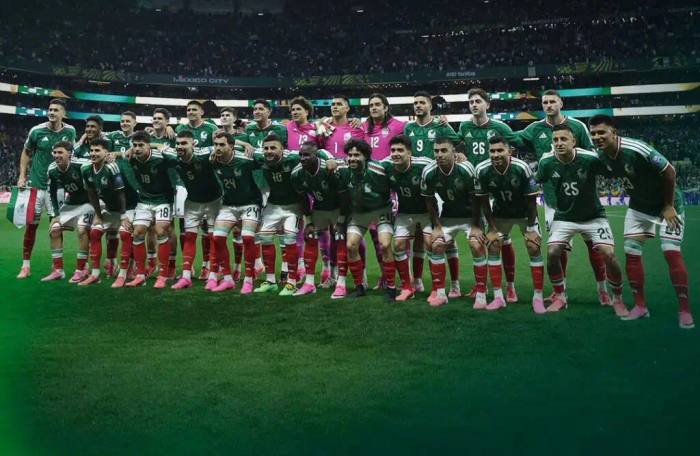 México avança às oitavas e segue como única seleção sem sofrer gols na Copa 