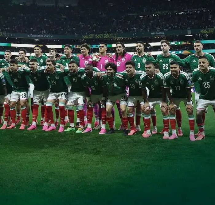 México avança às oitavas e segue como única seleção sem sofrer gols na Copa
