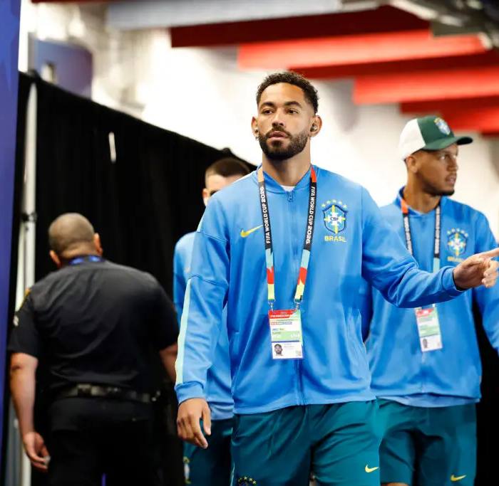 Matheus Cunha consola jogador japonês após eliminação e gesto repercute nas redes sociais