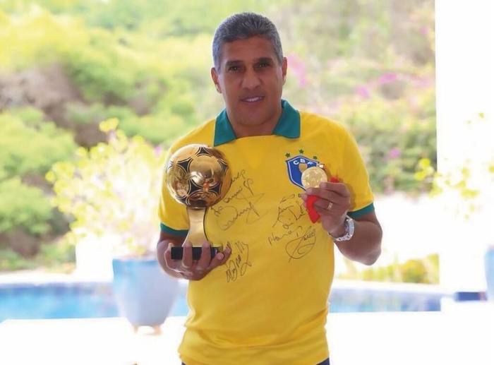 A trajetória de sucesso de um ex-camisa 10 da seleção brasileira